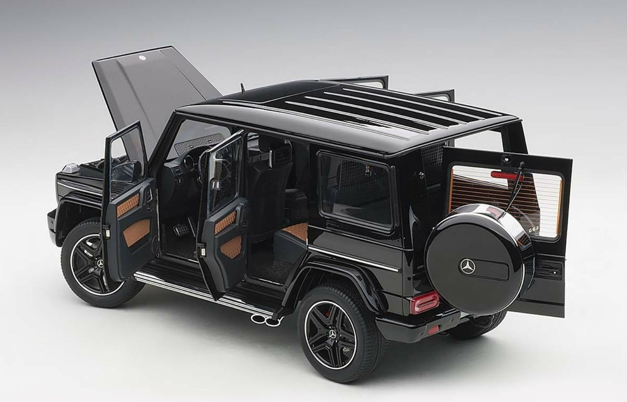 Mercedes-Benz G800 1:18